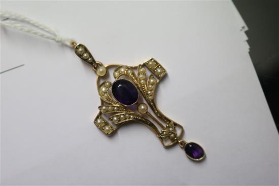 An Edwardian 9ct gold, amethyst and seed pearl pendant, overall 48mm.